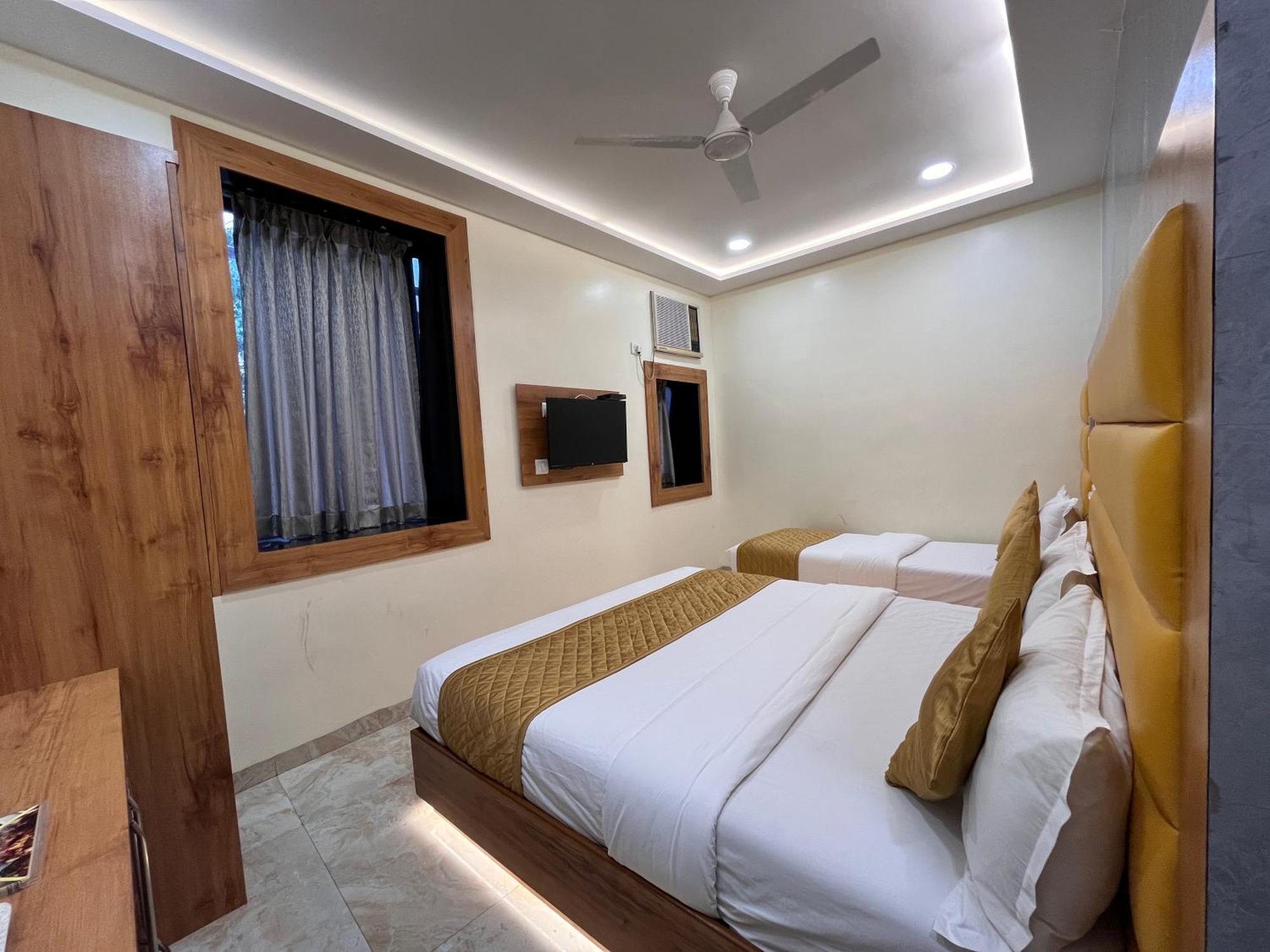 Hotel National - Grant Road Mumbai Exterior photo