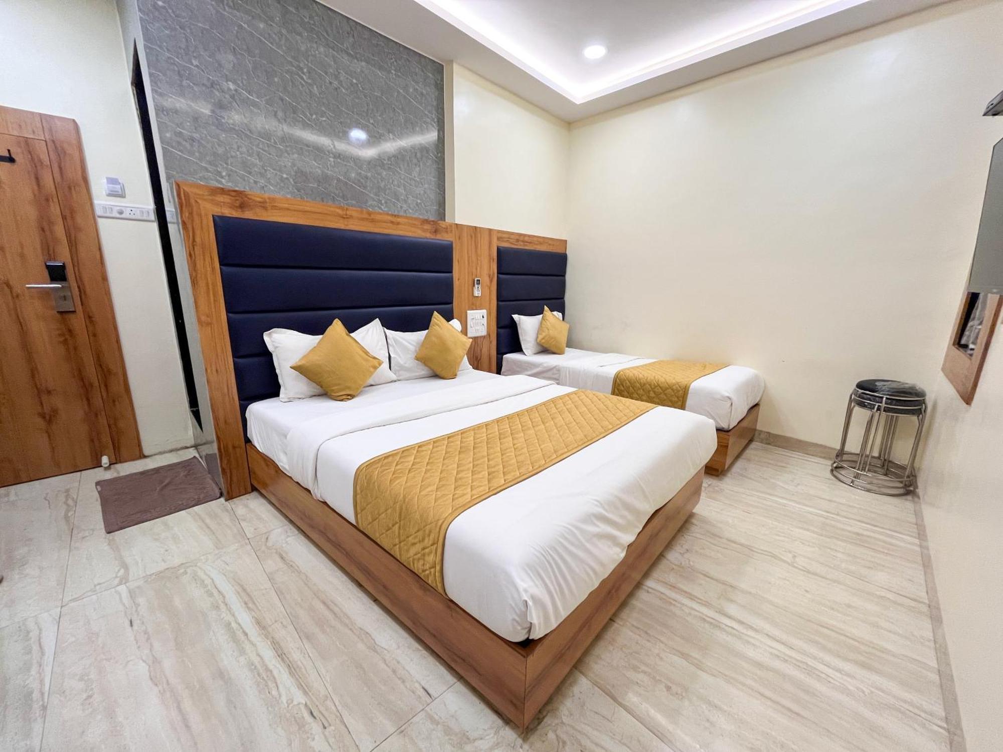 Hotel National - Grant Road Mumbai Exterior photo