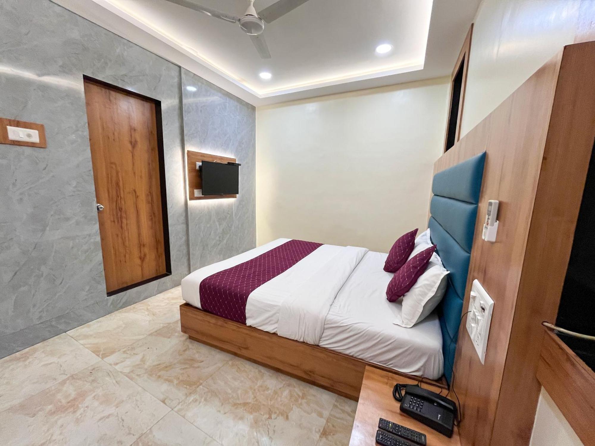 Hotel National - Grant Road Mumbai Exterior photo